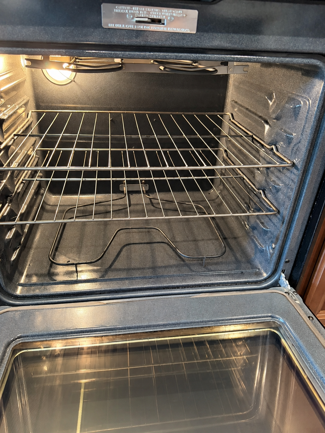 Clean oven interior with spotless racks after Master Pro 360 service